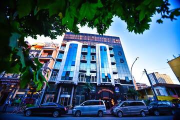 Отель Era Palace Hotel Батуми